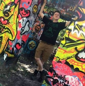 Meet your Posher, Justin